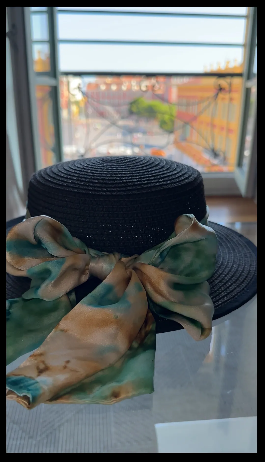 Зображення "Scarf *silk 100%" від Mari Frolova, розмір: 16 cm*45 cm, матеріали: Silk 100% natural, медіум: Живопис, місто: France , ціна: €60 Фото 3 з 3.