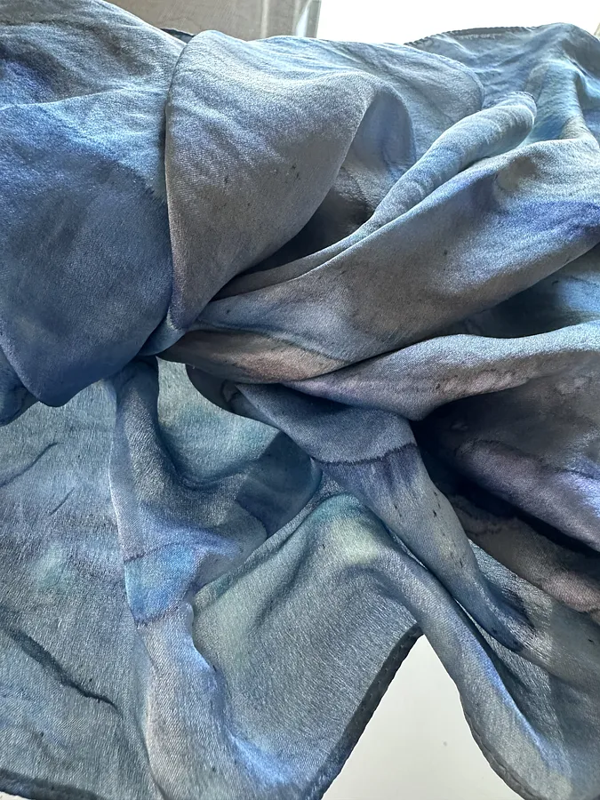 Зображення "Scarf  *silk 100%" від Mari Frolova, розмір: 68*68, матеріали: Silk 100%, медіум: Живопис, місто: France , ціна: €50
